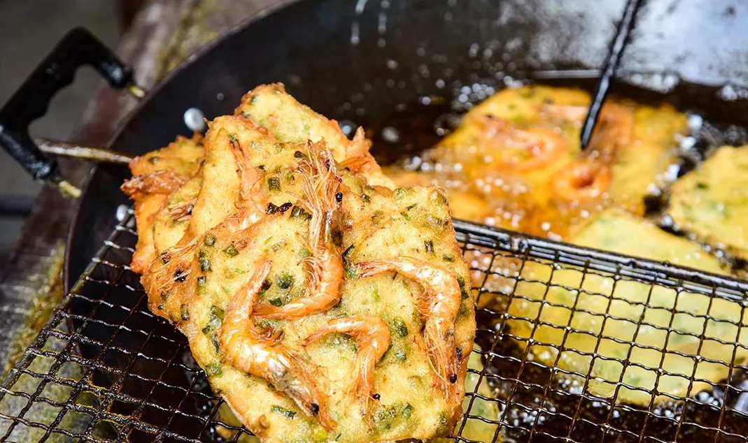 炸虾饼-风味小吃-吃美食-玩转海南